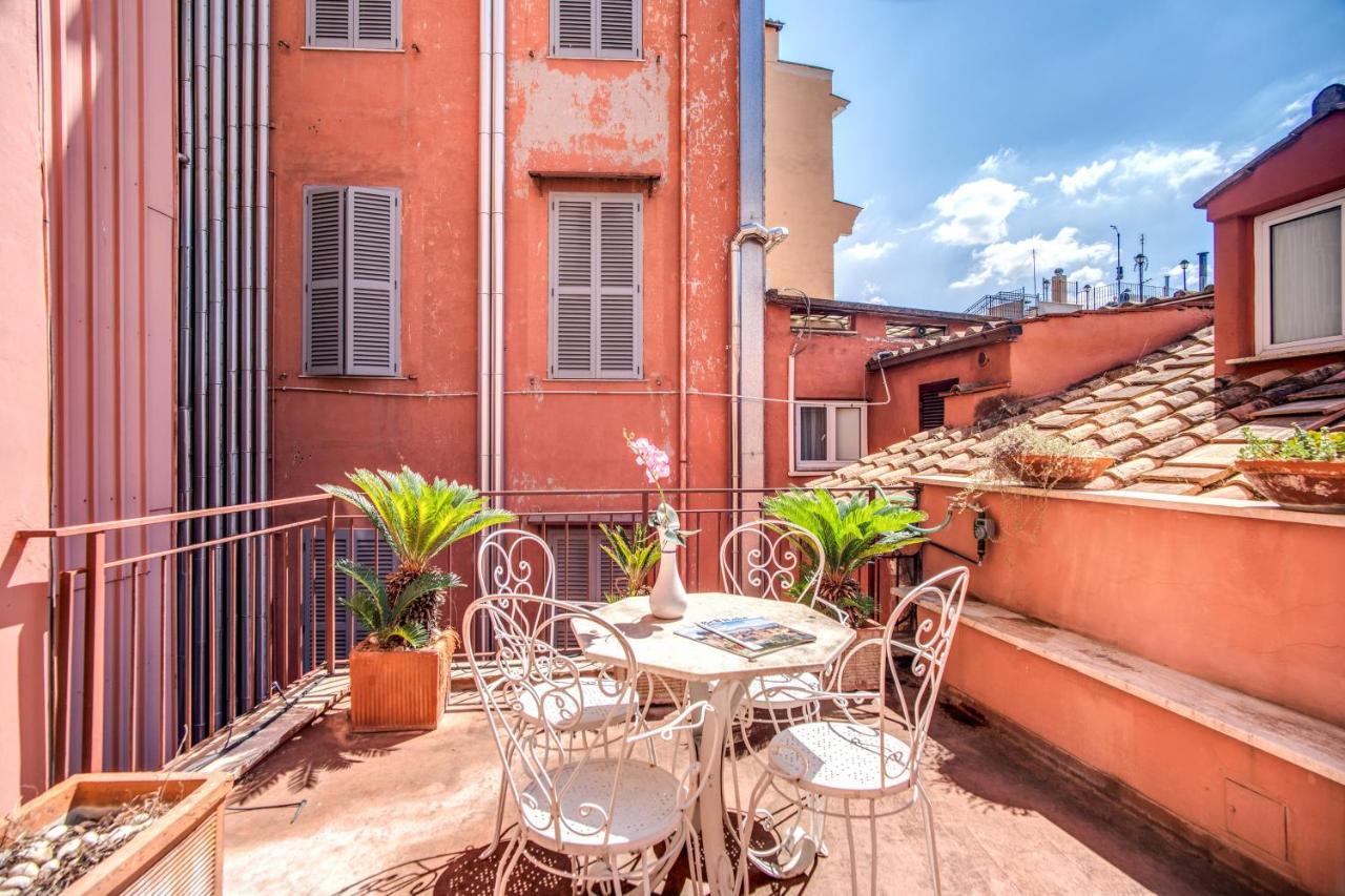 Hotel Della Torre Argentina Rome Exterior photo